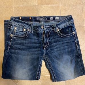 Miss Me Signature cuffed Capri Size 30